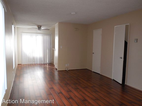 4th image of 265 Newport Ave APT 01