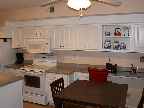 2nd image of 518 Elk Cir