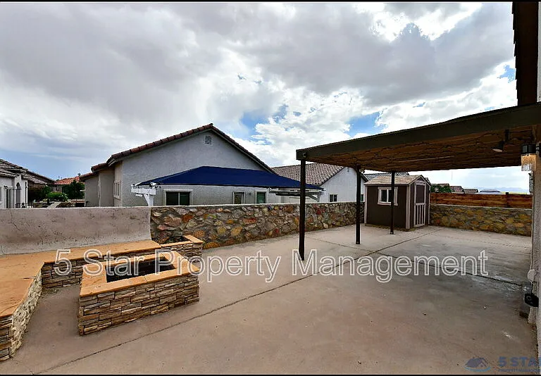 13136 Wellington Dr — Photo 37