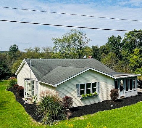 2nd image of 364 Valencia Rd