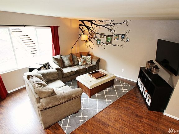 4th image of 11002 178th Avenue Ct E