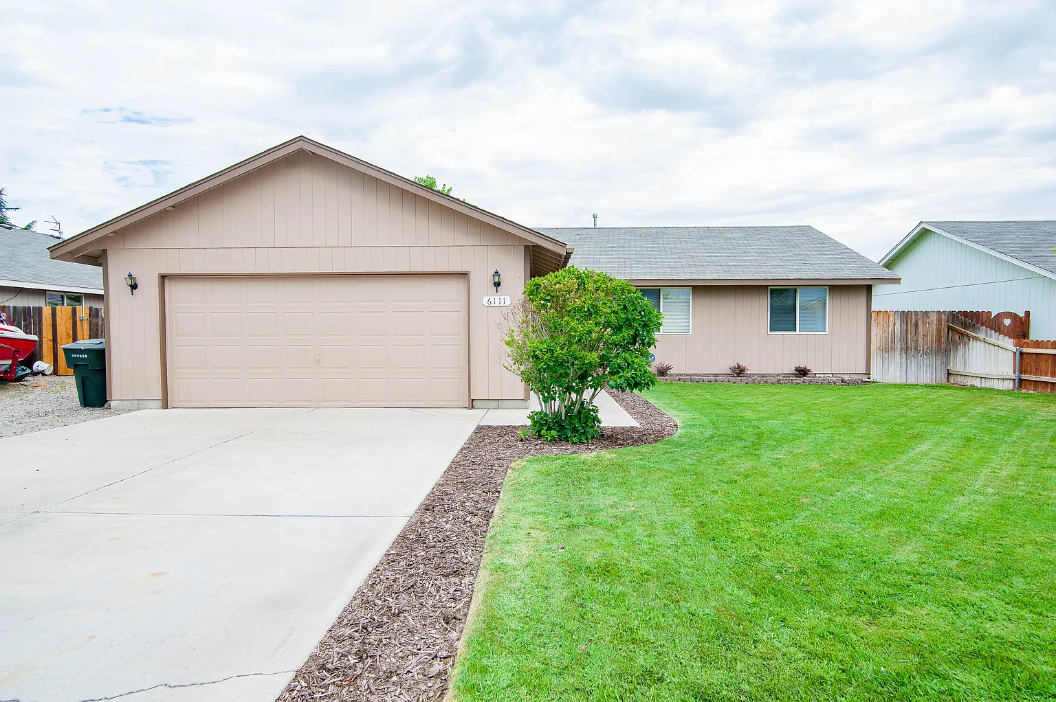 6111 Wrigley Dr photo 1