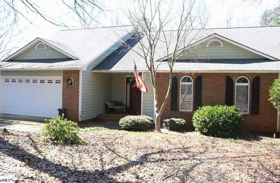 1st image of 230 Royal Oaks Dr
