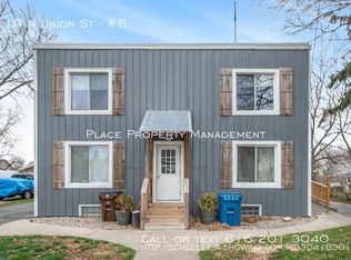 219 N Union St APT 6, Sparta, MI