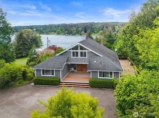 21275 Indianola Road NE, Poulsbo, WA 98370