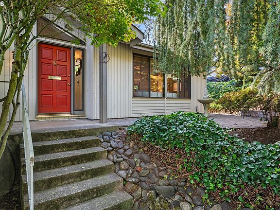 2nd image of 2760 Malibu Way