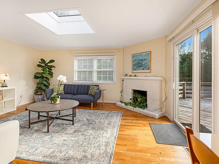 40 Roman Rd — Photo 14