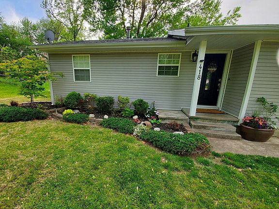 2nd image of 418 N Zinc Pl