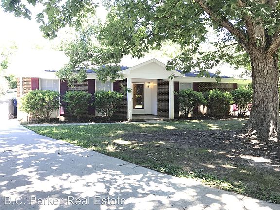 2nd image of 115 Westover Dr