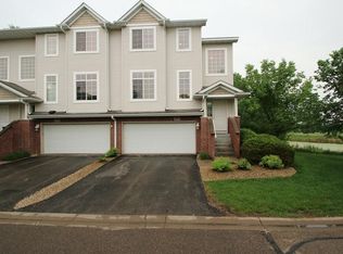 7627 Ponds Edge Path, Savage, MN 55378