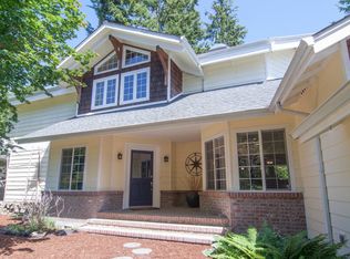 271 Cameron Dr, Port Ludlow, WA 98365