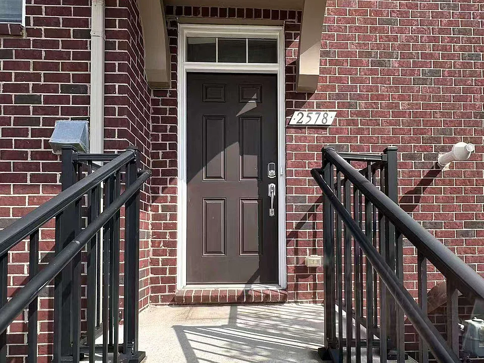 2578 Helmsdale Cir