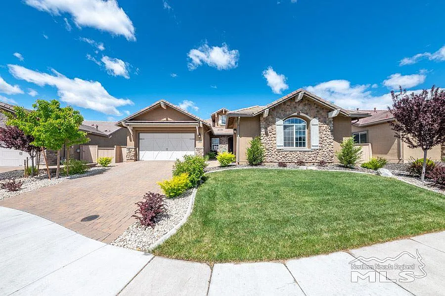 10085 Ellis Park Ln photo 1