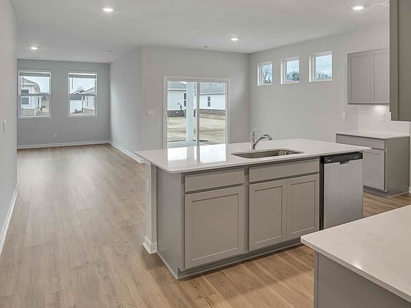 2nd image of 6399 Japonica Ln