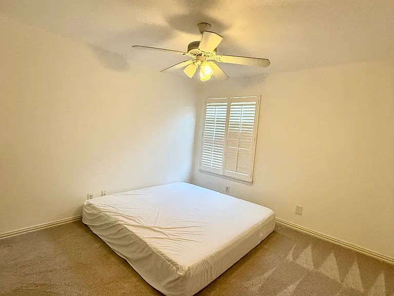 2651 Hidden Ridge Dr — Photo 16