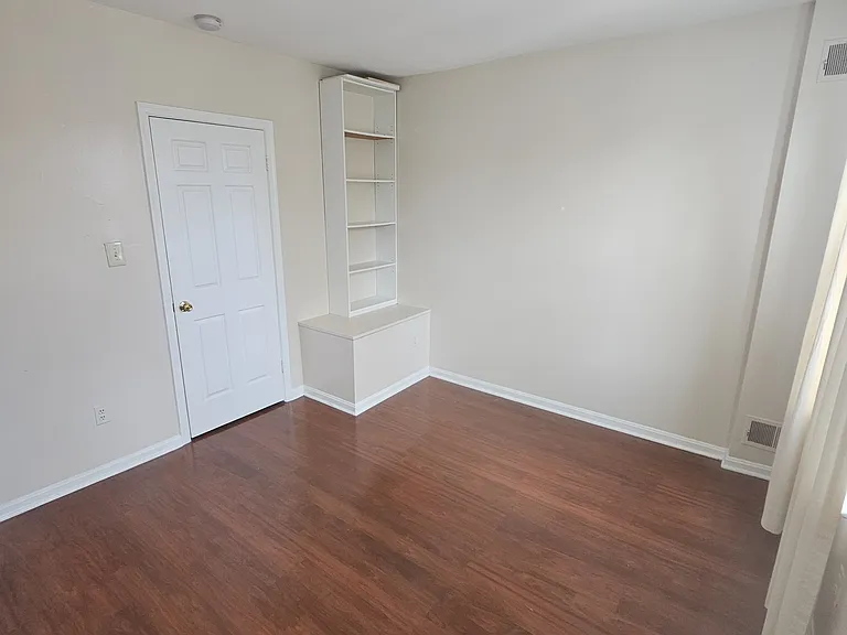 722 7th St SE #1 — Photo 25