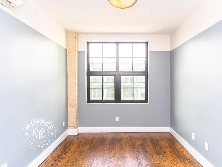 187 Kent Ave #906 — Photo 9
