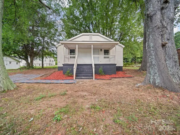 821 1st St, Kings Mountain, NC 28086