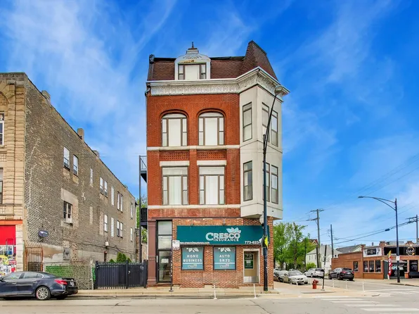 1700 W Cermak Rd, Chicago, IL