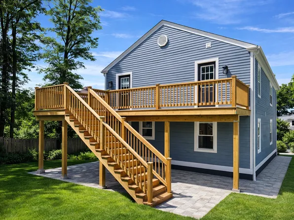 53 Rochambeau Ave #1, Providence, RI 02906