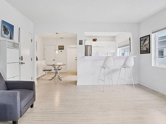 2nd image of 647 Michigan Ave