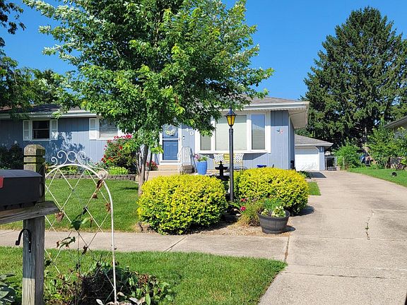 4th image of 40 Heather Ct