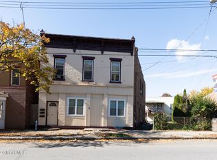71 Hill St, Troy, NY 12180