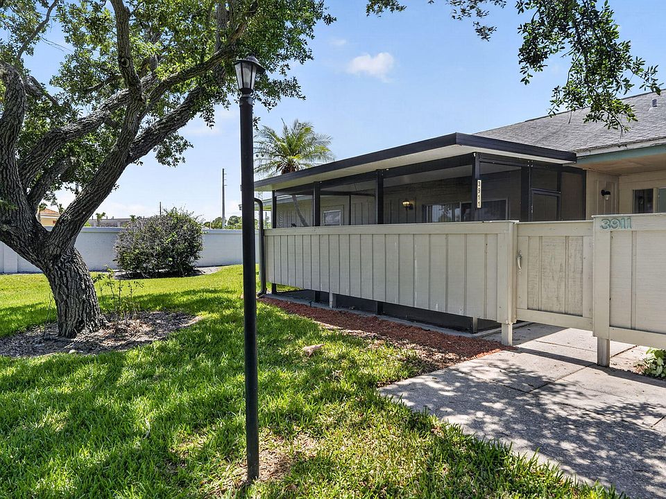 1st image of 3911 NW Cinnamon Tree Circle