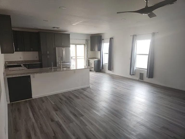 3028 W Desert Vista Trl — Photo 4