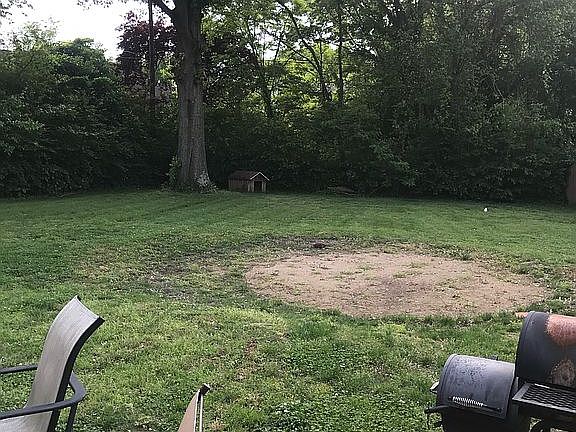 2nd image of 3537 Lucinda Dr