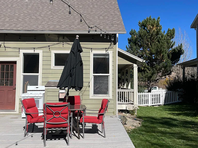 732 Founders Ave — Photo 9