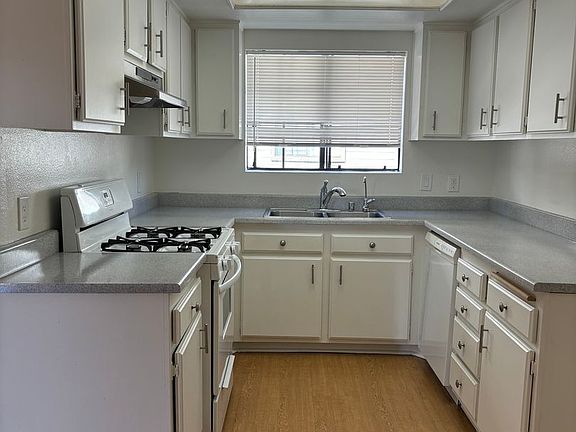5th image of 1232-1234 Orange Grove Ave #104