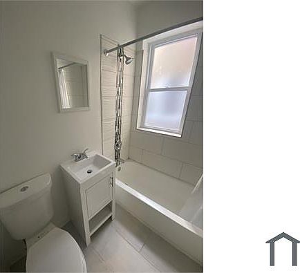 3rd image of 5030 W North Ave