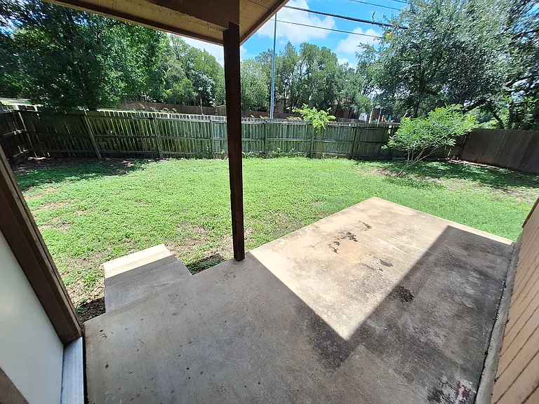 8207 Hood Cir #B — Photo 34