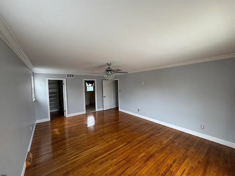 8208 Lagoon Dr — Photo 10