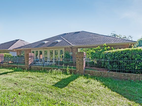 4th image of 4522 Goldcrest Ln