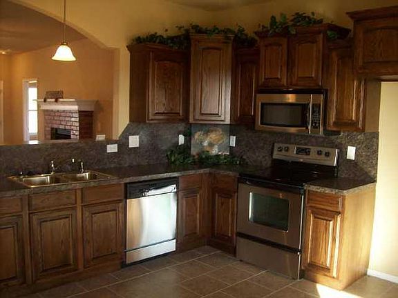 5th image of 11932 NW 136th St