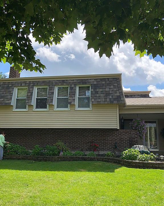 2nd image of 342 Knight Ct