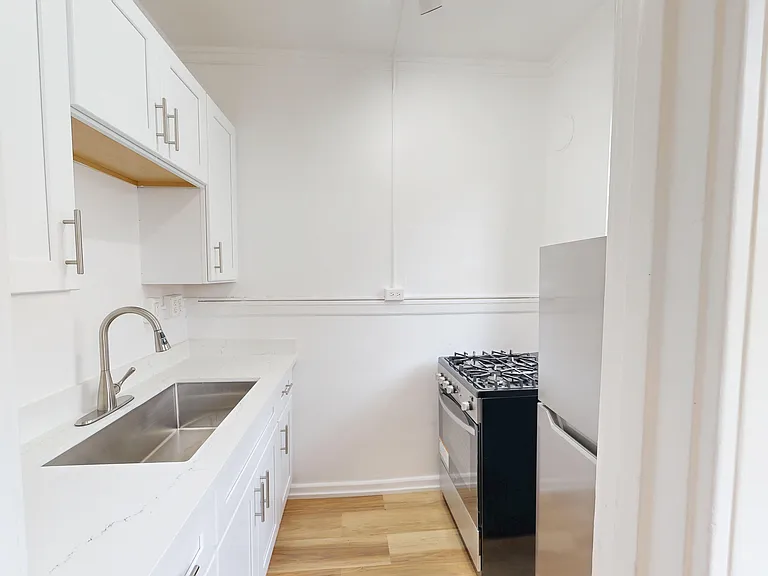 685 Geary Street — Photo 5