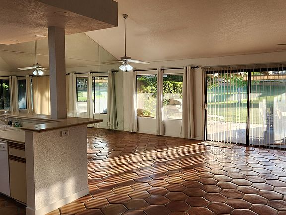 3rd image of 41489 Woodhaven Dr W