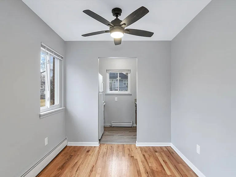 327 Lysander St — Photo 21
