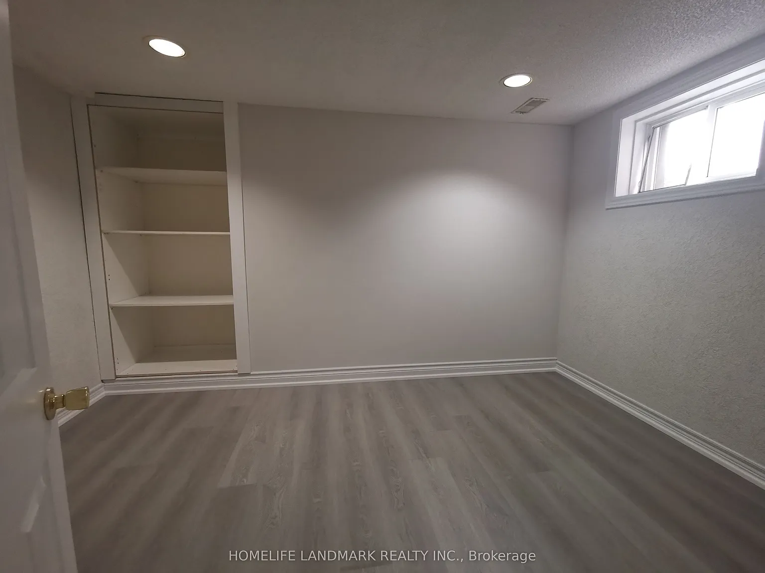 3 bed, $1,900 — Photo 3