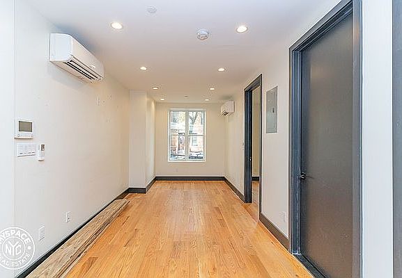 1st image of 1662 Woodbine St #1A