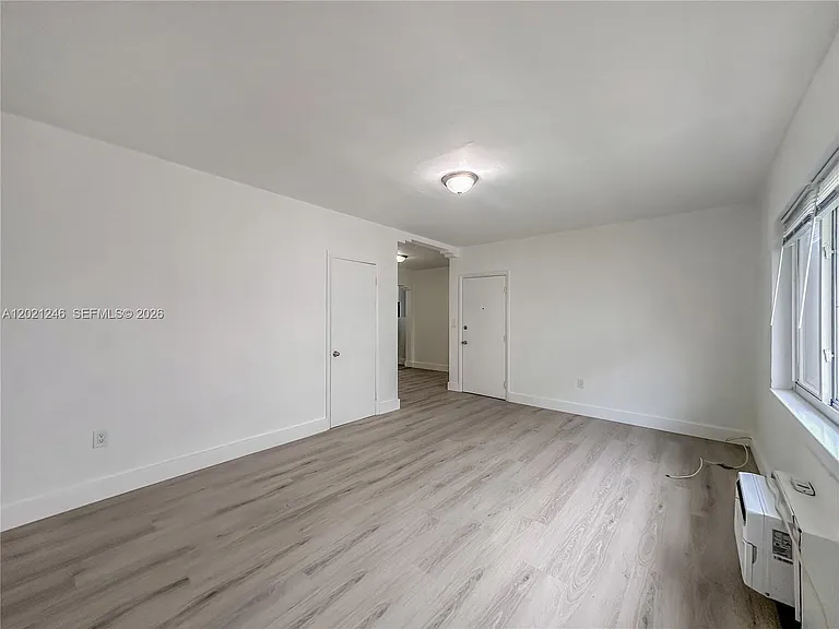 955 Bay Dr #2 — Photo 11