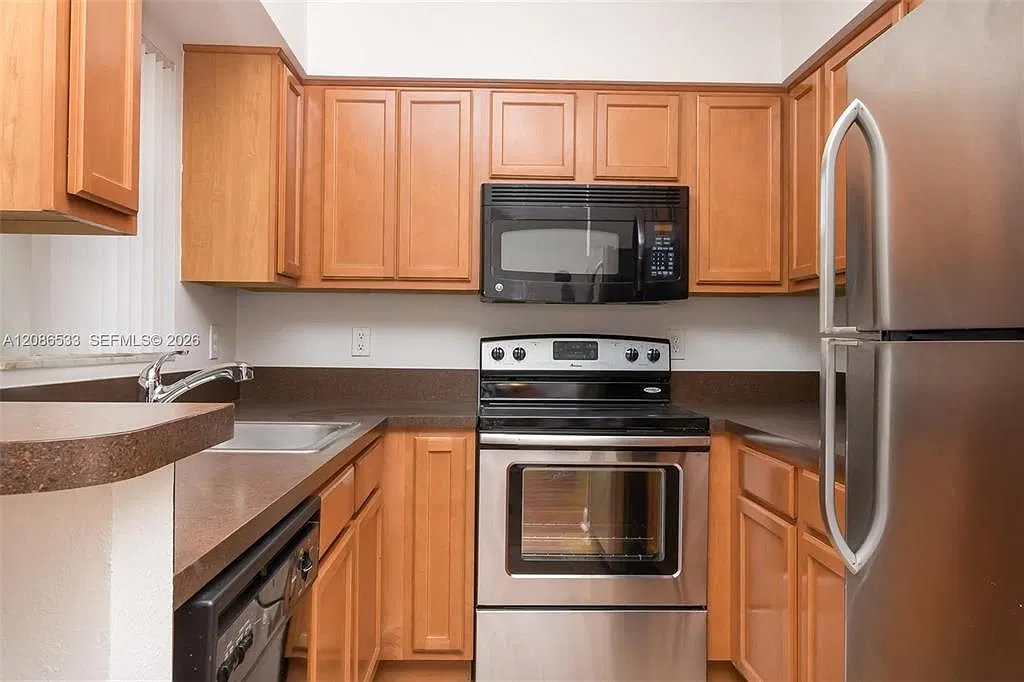 7680 Westwood Dr — Photo 1