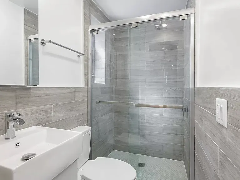 422 E 81st St #5B — Photo 6