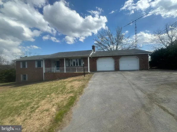 268 Twin Bridge Rd, Chambersburg, PA 17202