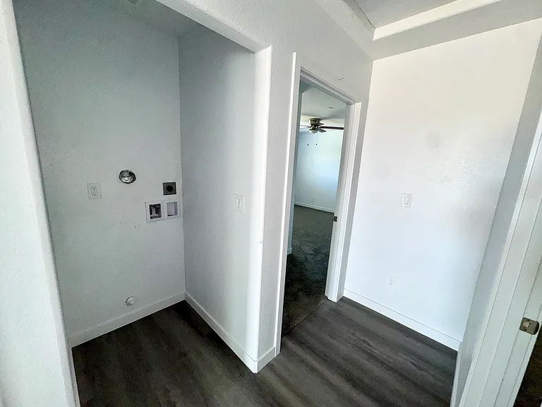 7343 Dogwood Ave — Photo 12