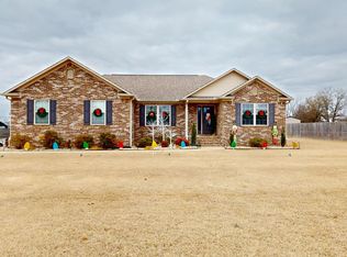 215 Sedona Dr, Dyersburg, TN 38024