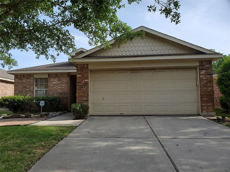 1st image of 15629 Ashbournne Springs Ln